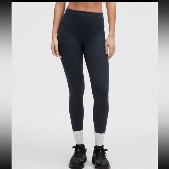 lululemon Wonder train high rise leggings size 4 28” in Navy - Picture 1 of 1